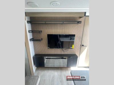 2027 Wildwood X-Lite 28VBXL — photo 16 view