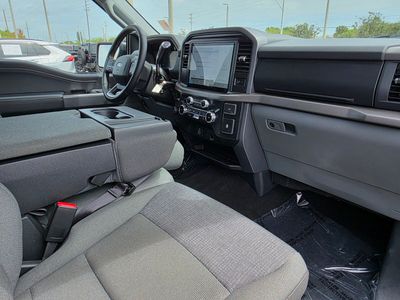 2025 Ford F-150 - Photo 9