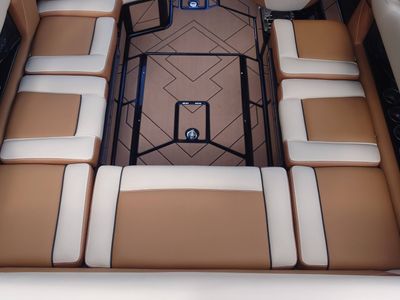 2024 Supreme S220 - Photo 8