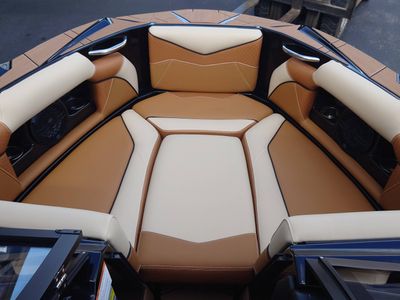 2024 Supreme S220 - Photo 20