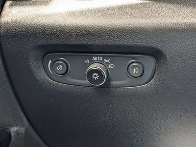 2021 Chevrolet Traverse - Photo 22