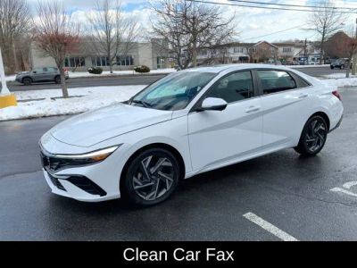 2024 Hyundai Elantra Limited - Photo 9