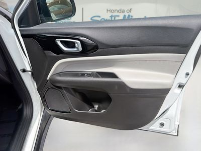 2024 Jeep Compass - Photo 33