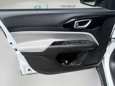 2024 Jeep Compass - Photo 19
