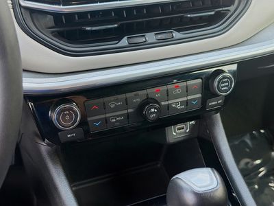 2024 Jeep Compass - Photo 14
