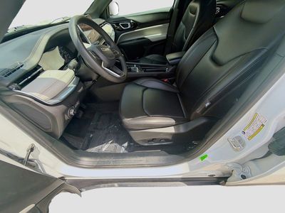 2024 Jeep Compass - Photo 17