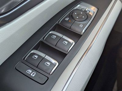 2025 Kia Sorento - Photo 23