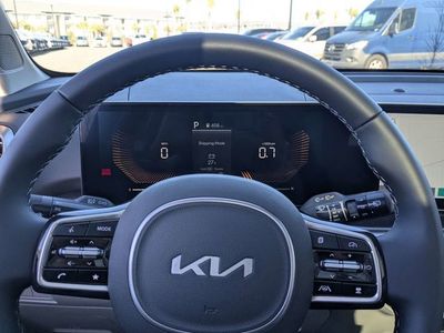 2025 Kia Sorento - Photo 29