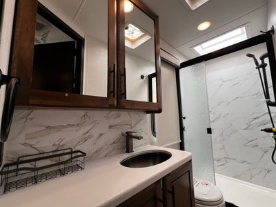 2024 Jayco SENECA XT - Photo 29