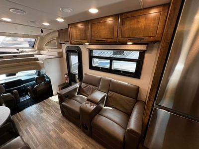 2024 Jayco SENECA XT - Photo 19