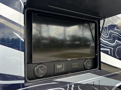 2024 Jayco SENECA XT - Photo 41