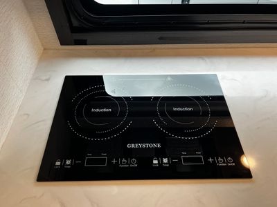 2024 Jayco SENECA XT - Photo 8