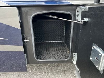 2024 Jayco SENECA XT - Photo 38