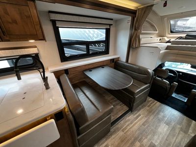 2024 Jayco SENECA XT - Photo 13