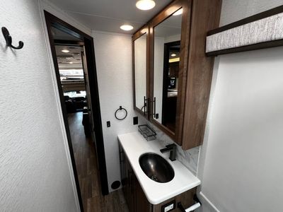 2024 Jayco SENECA XT - Photo 30