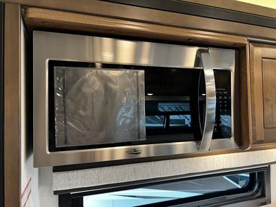 2024 Jayco SENECA XT - Photo 9