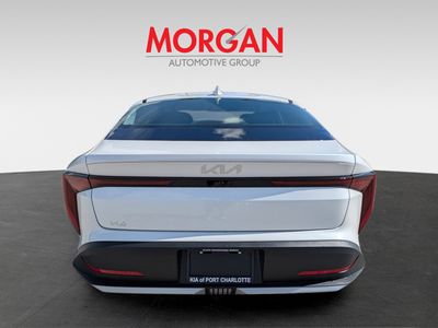 2025 Kia K4 - Photo 6