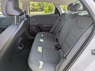 2025 Kia K4 - Photo 15