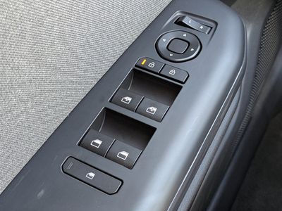 2025 Kia K4 - Photo 29