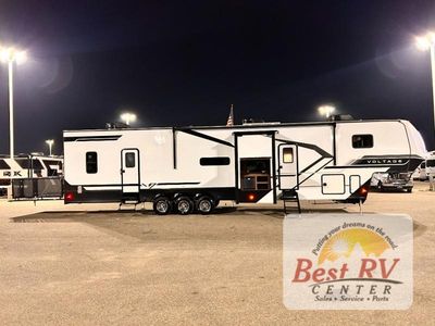 2026 Dutchmen RV Voltage V-Series - Photo 7