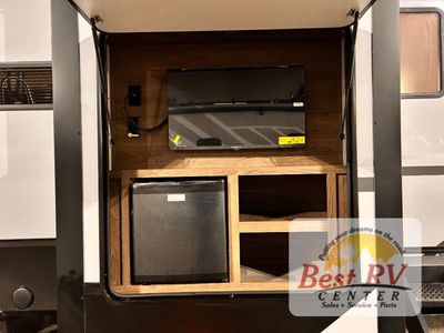 2026 Dutchmen RV Voltage V-Series - Photo 10