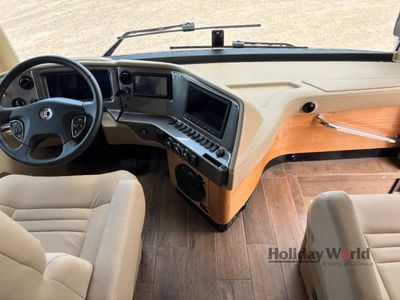 2022 Tiffin Motorhomes Phaeton - Photo 9