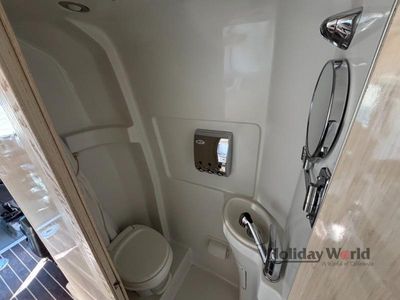 2015 Airstream Interstate - Photo 14