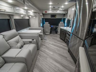 2026 Fleetwood Bounder - Photo 3