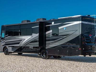 2026 Fleetwood Bounder - Photo 2