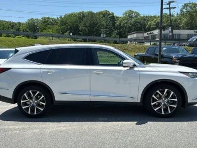 2024 Acura MDX — detail view