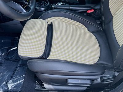 2023 MINI Hardtop 4 Door - Photo 18