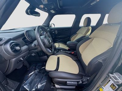2023 MINI Hardtop 4 Door - Photo 19