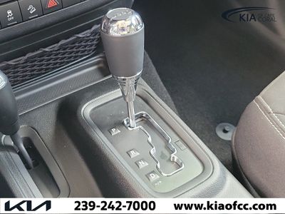 2017 Jeep Wrangler - Photo 31