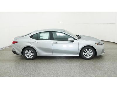 2026 Toyota Camry - Photo 11