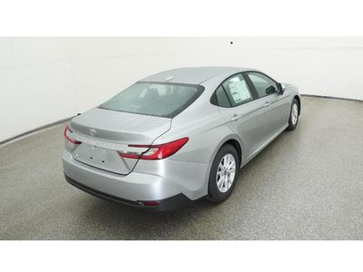 2026 Toyota Camry - Photo 8