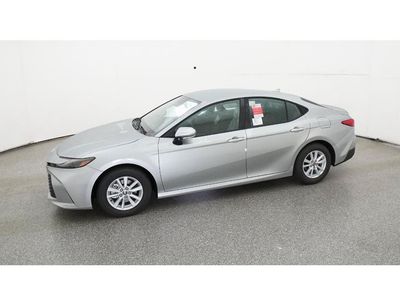2026 Toyota Camry - Photo 2