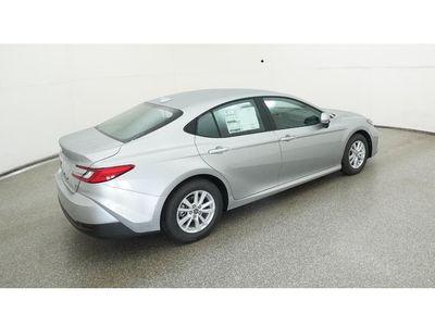 2026 Toyota Camry - Photo 9