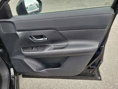 2026 Nissan Kicks - Photo 32