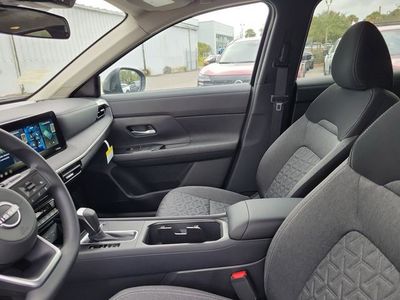 2026 Nissan Kicks - Photo 8