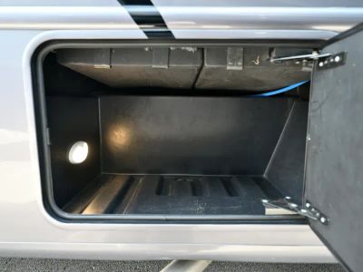 2021 Thor Motor Coach OMNI — photo 41 view