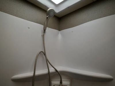 2021 Thor Motor Coach OMNI — photo 28 view