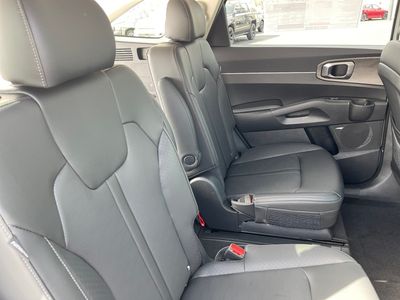 2026 Kia Sorento — photo 14 view