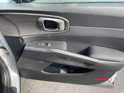 2026 Kia Sorento — photo 21 view