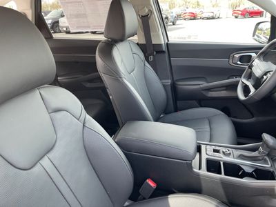 2026 Kia Sorento — photo 15 view