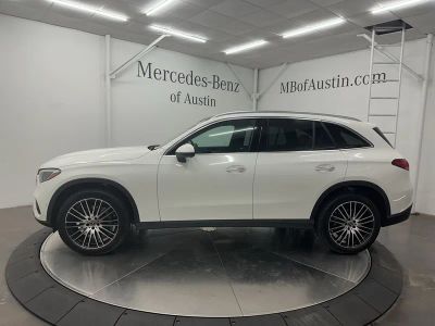 2026 Mercedes-Benz GLC - Photo 4