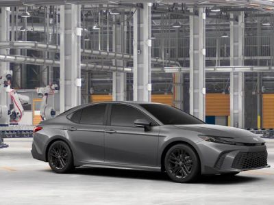 2026 Toyota Camry - Photo 16
