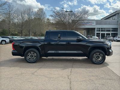 2022 Toyota Tundra - Photo 8