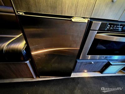 2020 Airstream Interstate Lounge EXT — photo 11 view