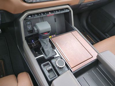 2026 Toyota Tundra i-FORCE MAX - Photo 15