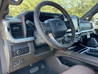 2026 Ford F-350SD - Photo 15